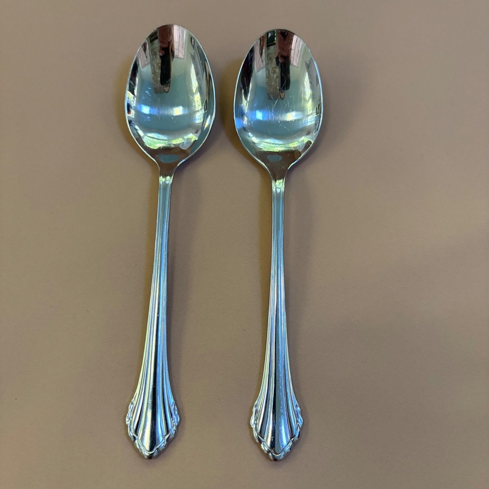 Oneida Community Clarette Stainless Steel Set 2 Place/Oval Soup Spoon 6 7/8 in